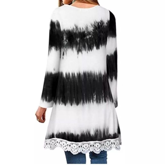 Purple and White Tie Dye Lace Hem Tunic - Picture 8 of 8